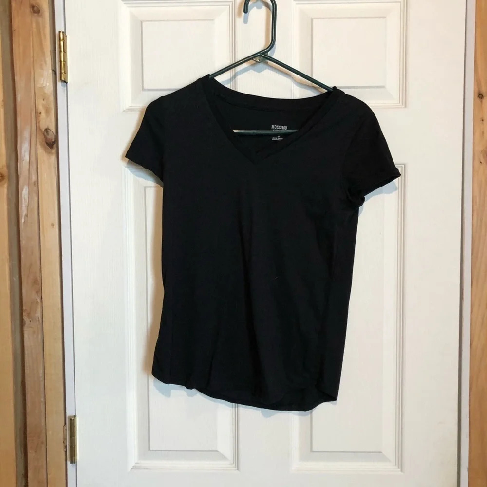 Mossimo Black T-shirt Womens XS